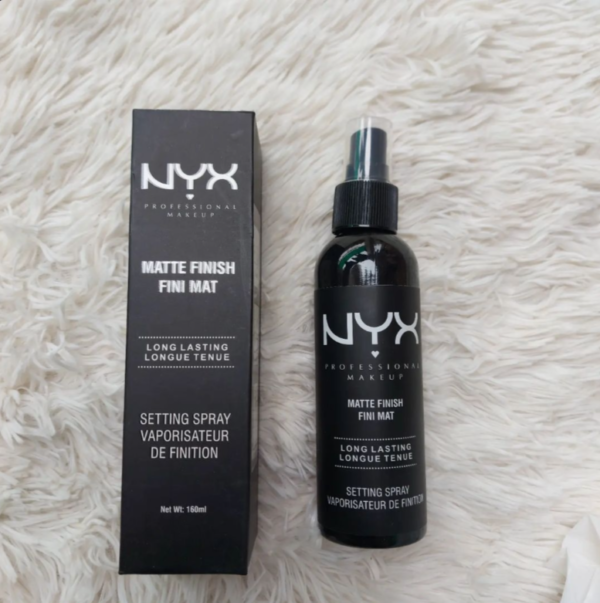 NYX Professional Makeup Matte Finish Setting Spray Long-Lasting 160ml